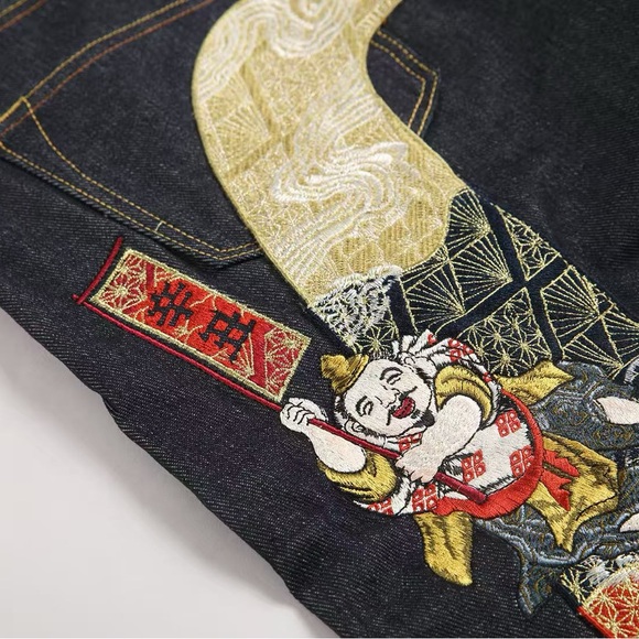 Evisu men’s Jeans - Picture 8 of 16